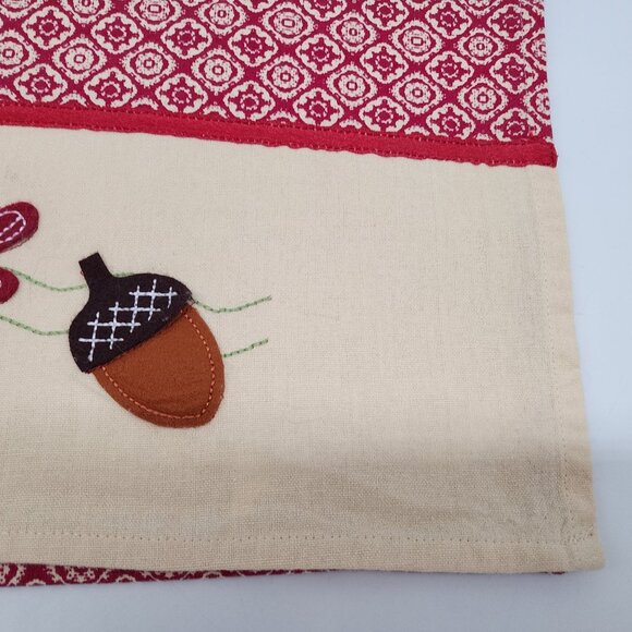 Red & Beige Fall Kitchen Towel With Leaf & Acorn Applique 16"x26" - Picture 6 of 9